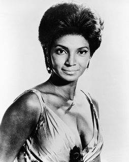 Star Trek Gallery - nichelle_nichols_5.jpg