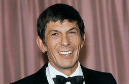 Star Trek Gallery - nimoy-emmys-sept82.jpg