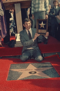 Star Trek Gallery - nimoy-star-jan85.jpg