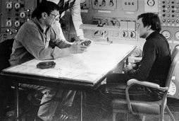 Star Trek Gallery - nimoy_directs_keonig_stiv.jpg