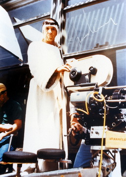 Star Trek Gallery - nimoy_directs.jpg