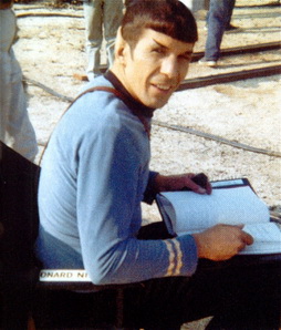 Star Trek Gallery - nimoy_on_set.jpg