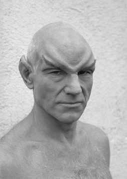 Star Trek Gallery - picard_bald_romulan.jpg