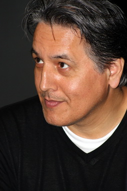 Star Trek Gallery - robert_beltran_5.jpg