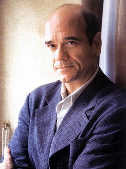 Star Trek Gallery - robert_picardo.jpg