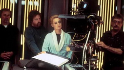 Star Trek Gallery - ryan_robe_filming_vgr.jpg