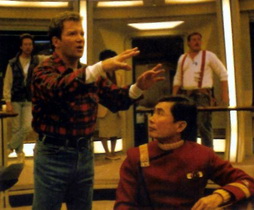 Star Trek Gallery - shatner_takei_tff.jpg