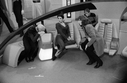 Star Trek Gallery - stewart_sirtis_mcfadden02.jpg