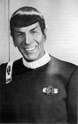 Star Trek Gallery - twok_nimoy_grinning.jpg