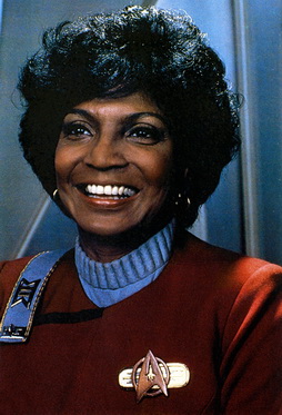 Star Trek Gallery - uhura_twokpb.jpg