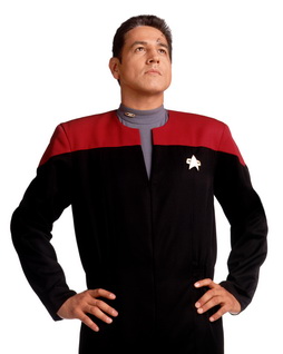 Star Trek Gallery - whitepb_chakotay.jpg