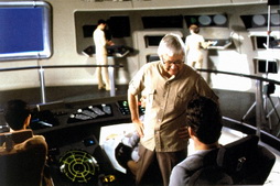 Star Trek Gallery - wise_directs_shatner.jpg