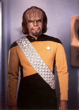 Star Trek Gallery - worf_s3.jpg