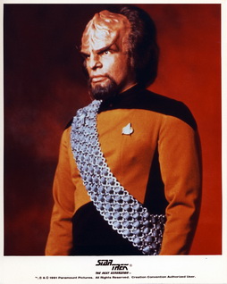 Star Trek Gallery - worf_s3pb_alt.jpg