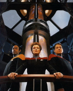 Star Trek Gallery - Star-Trek-Voyager-Season-1.jpg