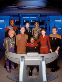 Star Trek Gallery - Star-Trek-gallery-crews-0009.jpg