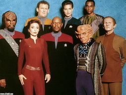 Star Trek Gallery - Star-Trek-gallery-crews-0082.jpg