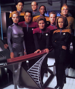 Star Trek Gallery - VOYAGER-CREW2.jpg