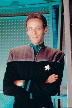 Star Trek Gallery - bashir_s6pb2.jpg