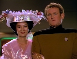 Star Trek Gallery - datasday341.jpg