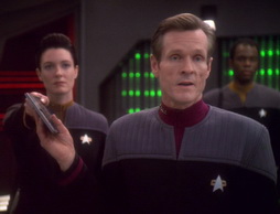 Star Trek Gallery - inquizition201.jpg