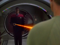 Star Trek Gallery - invasive_331.jpg