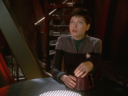 Star Trek Gallery - prodigal_daughter_445.jpg