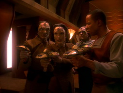 Star Trek Gallery - secondskin_233.jpg