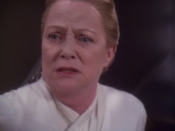 Star Trek Gallery - strangebefellows_216.jpg