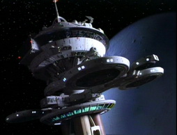 Star Trek Gallery - amatterofperspective018.jpg
