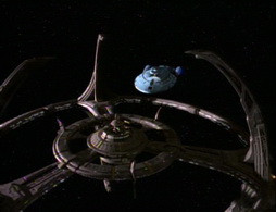 Star Trek Gallery - caretaker_0224.jpg