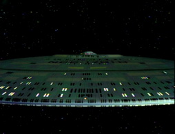 Star Trek Gallery - farpoint1_017.jpg