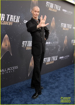 Star Trek Gallery - 650-startrekdiscovery.jpg