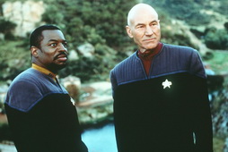Star Trek Gallery - Star-Trek-gallery-enterprise-next-generation-0021.jpg