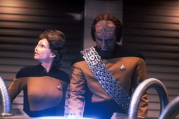 Star Trek Gallery - Star-Trek-gallery-enterprise-next-generation-0060.jpg