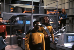 Star Trek Gallery - Star-Trek-gallery-enterprise-next-generation-0169.jpg