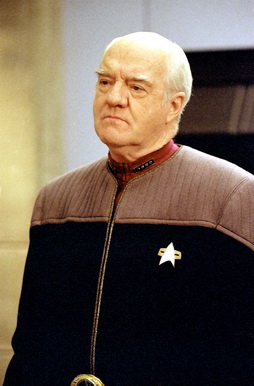 Star Trek Gallery - admiral_owen_paris.jpg