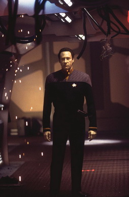 Star Trek Gallery - data_corridor.jpg