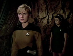 Star Trek Gallery - farpoint2_085.jpg