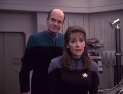 Star Trek Gallery - lifeline_297.jpg