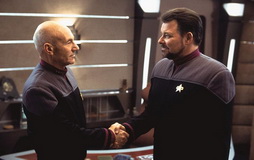 Star Trek Gallery - picard_riker.jpg