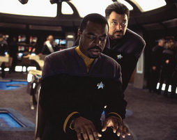 Star Trek Gallery - riker_laforge_28129.jpg