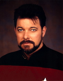 Star Trek Gallery - riker_s7.jpg