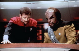 Star Trek Gallery - riker_worf.jpg