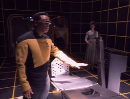 Star Trek Gallery - schisms146.jpg