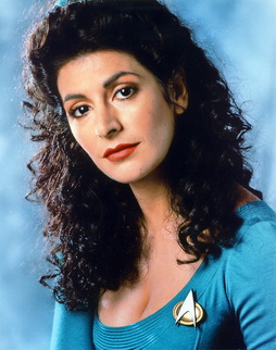 Star Trek Gallery - troi_s4.jpg