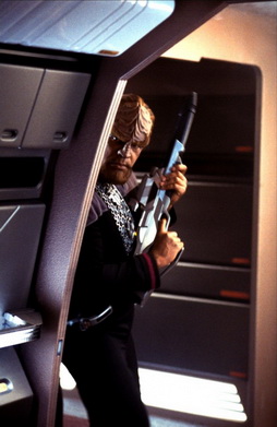 Star Trek Gallery - worf_nem4.jpg