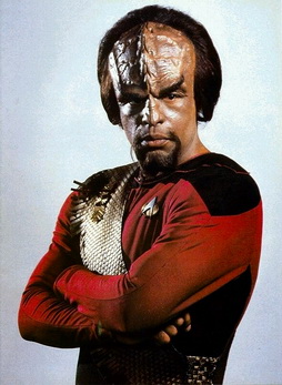 Star Trek Gallery - worf_s1_b.jpg