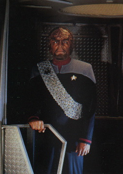 Star Trek Gallery - worf_s6pb2.jpg