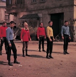 Star Trek Gallery - Star-Trek-gallery-enterprise-original-0095.jpg